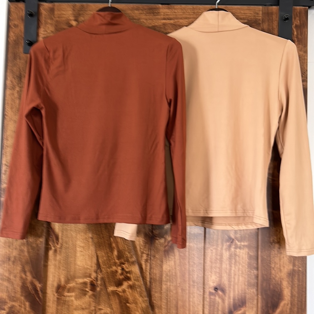 Solid High Neck Tee Set, Nwot - image 2